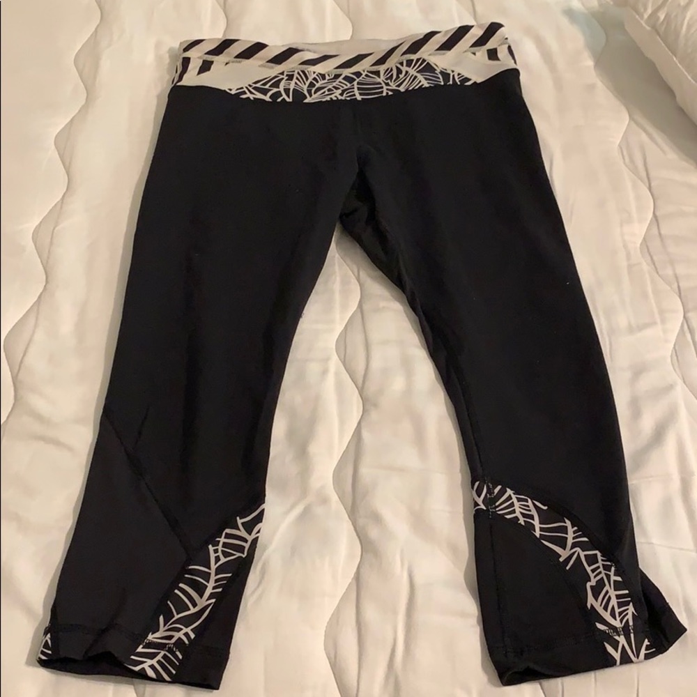 Lululemon cropped leggings!